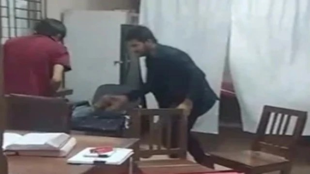 লক্ষ্মীপুর সদর হাসপাতালের জরুরি বিভাগে স্বেচ্ছাসেবক দল নেতাকে মারধরের অভিযোগ